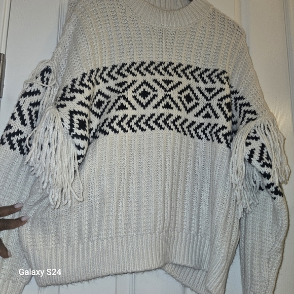 Sanctuary Fringe Detail Ribbed Pullover Sweater  Size Large - Picture 6 of 13